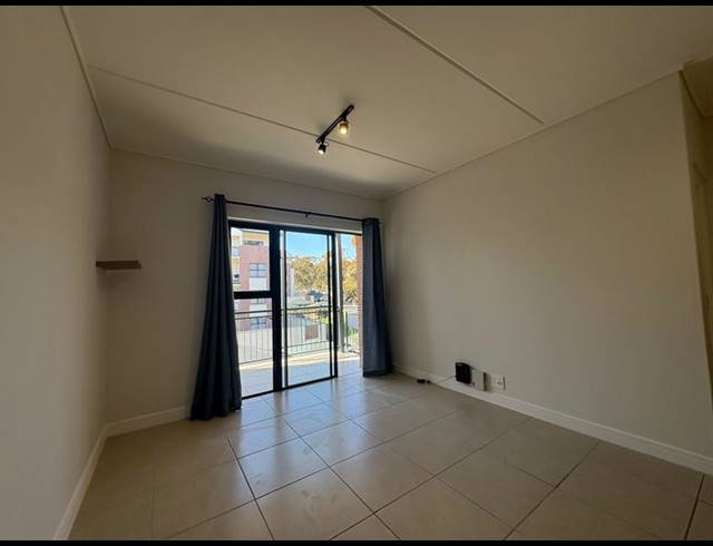 1 BEDROOM PROPERTY TO RENT IN RICHWOOD